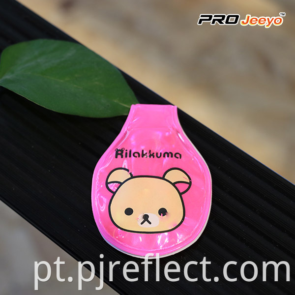 Reflective Animal Shape Pink Bear Led Light Magnetic ClipCJ-PVC007